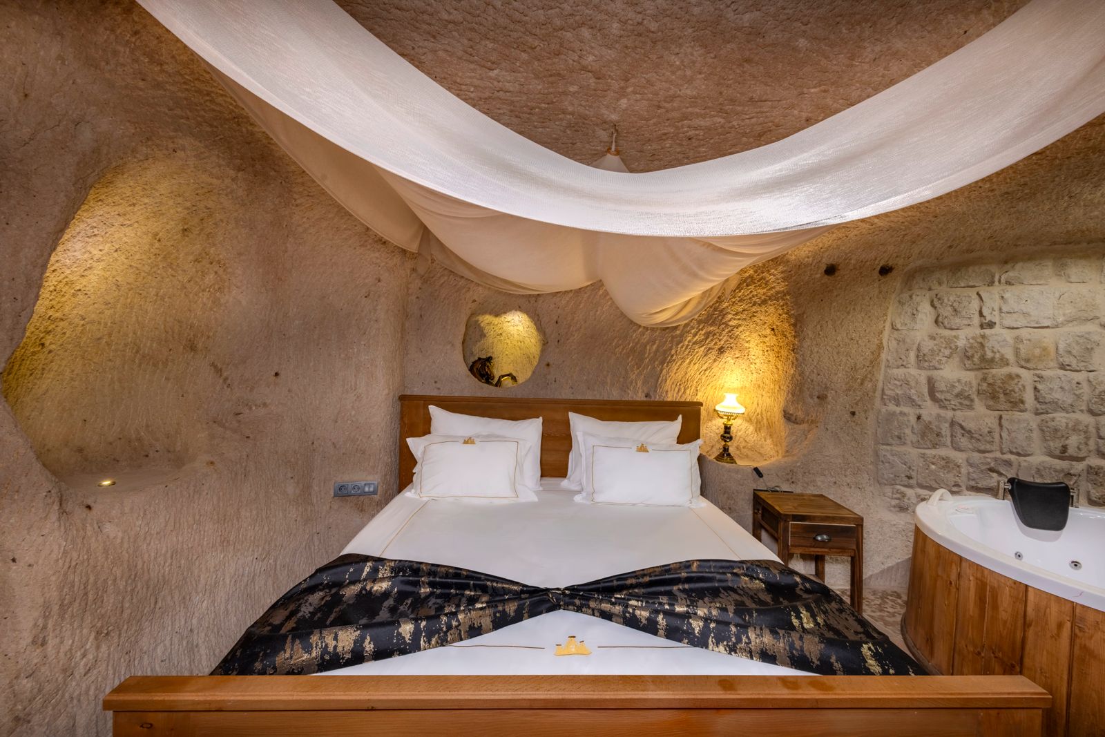 Patina Cappadocia King Cave Suite with Jacuzzi and View