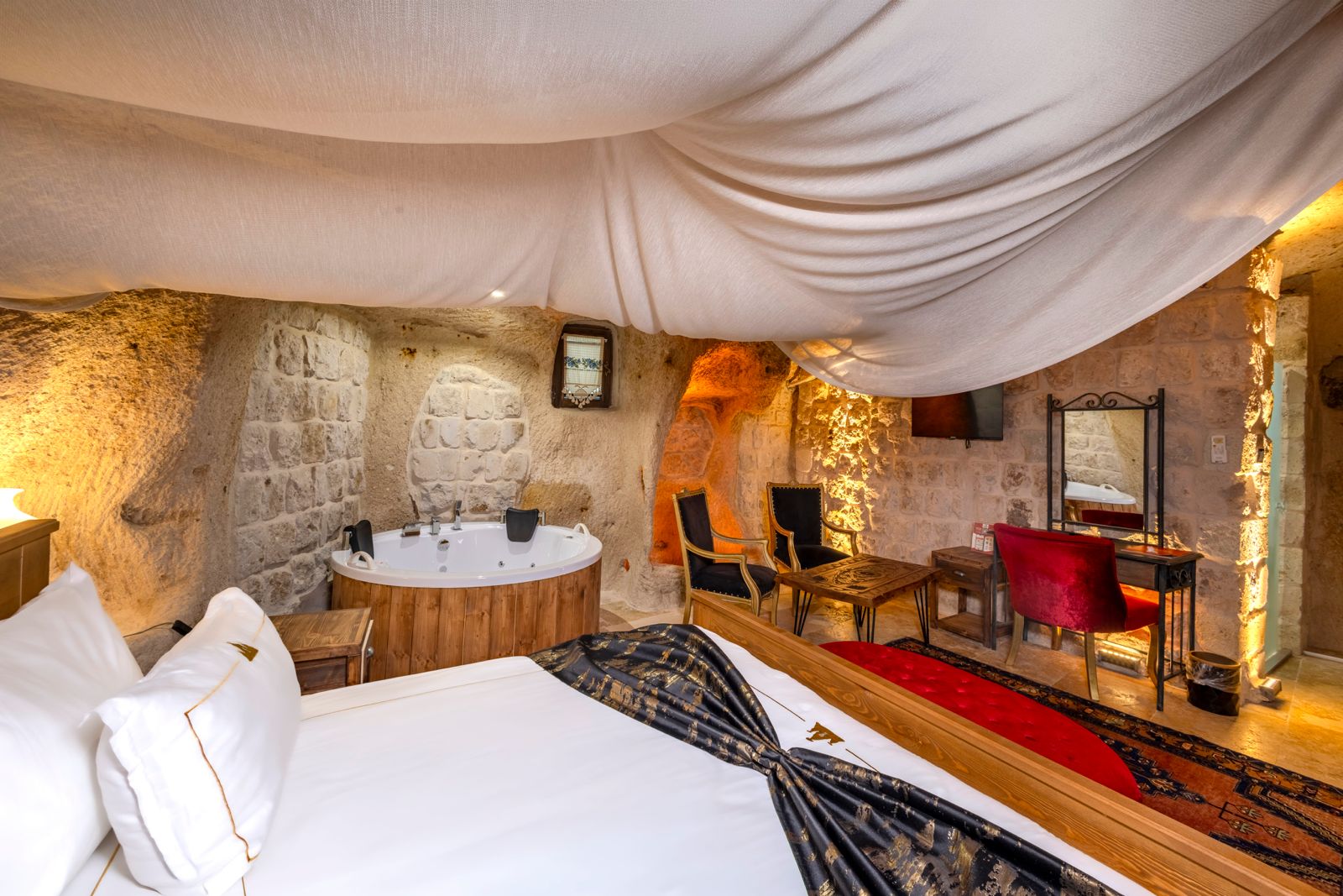 Patina Cappadocia King Cave Suite with Jacuzzi and View