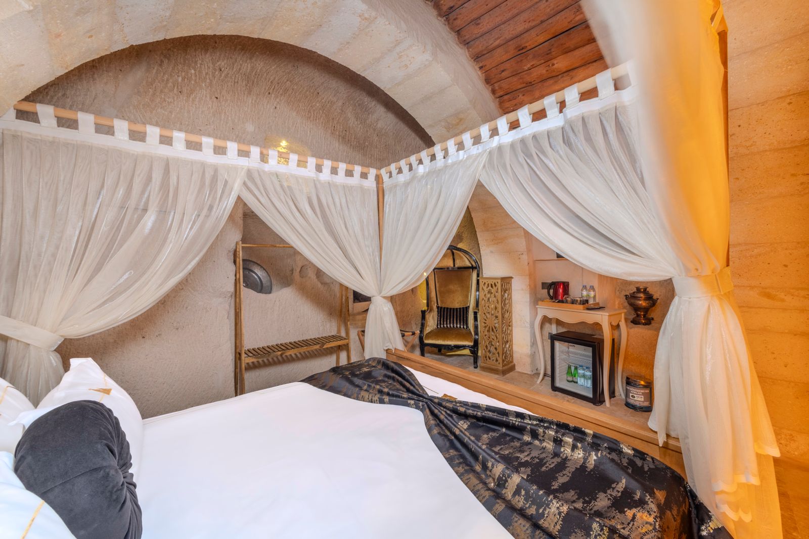 Patina Cappadocia Lover's Cave with Jacuzzi