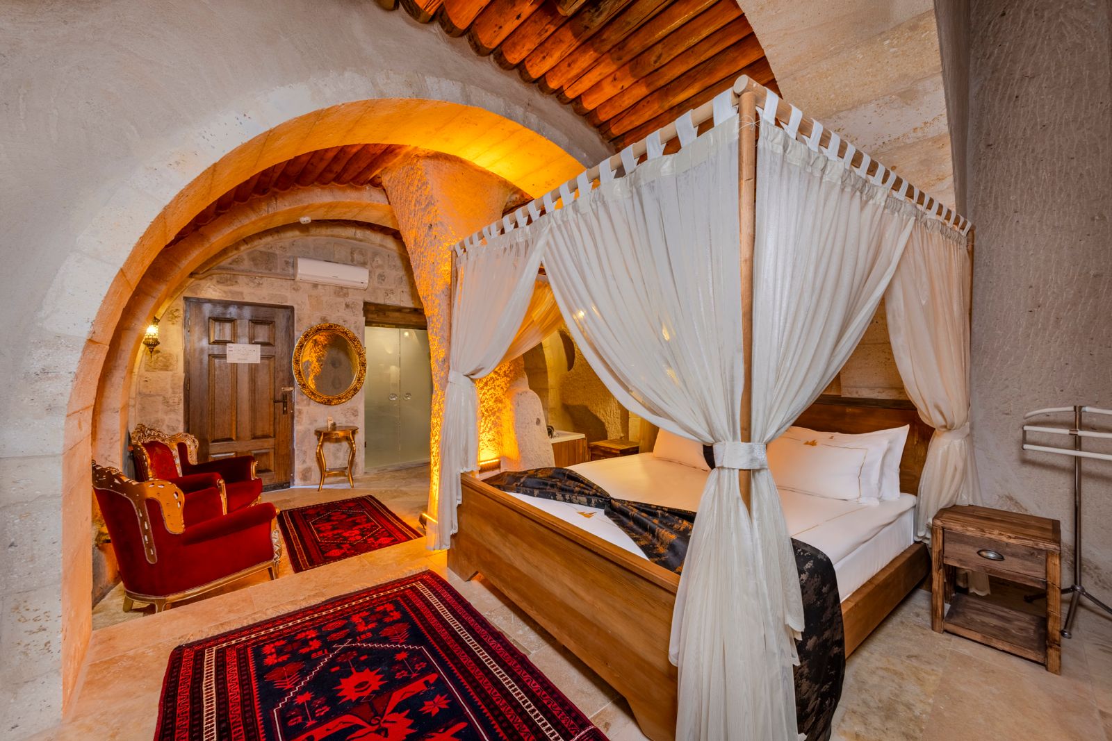 Patina Cappadocia Lover's Cave with Jacuzzi