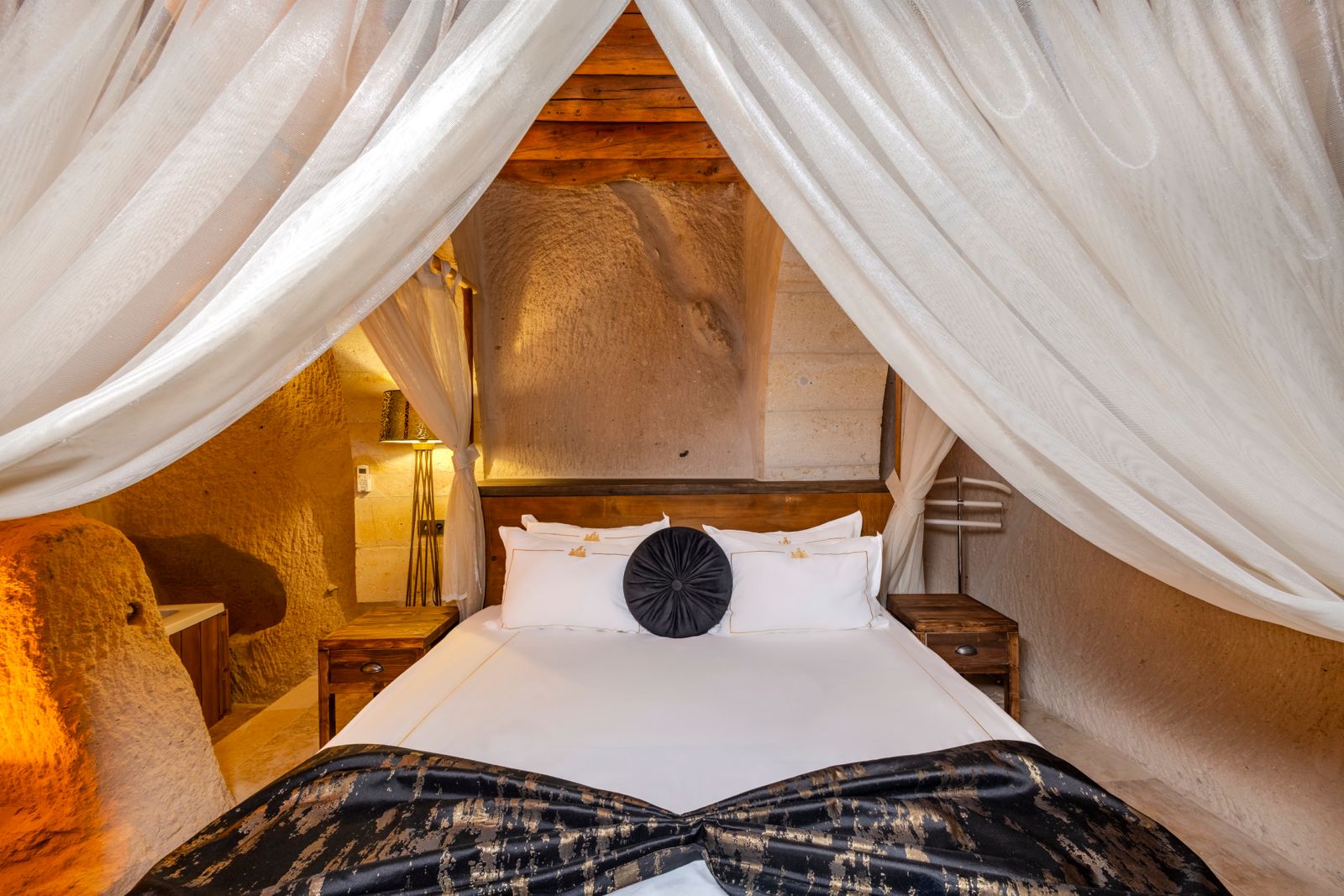 Patina Cappadocia Lover's Cave with Jacuzzi